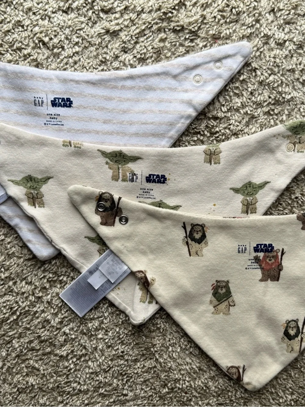 Baby Gap x Star Wars 4PC Bib & Hat Bundle Baby Yoda Ewok Future Jedi